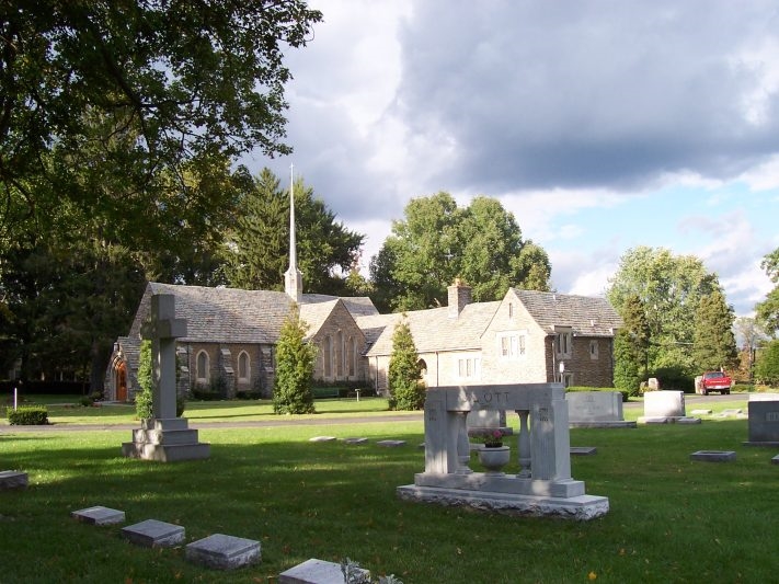 Victorian Floydsburg Cemetery Picnic